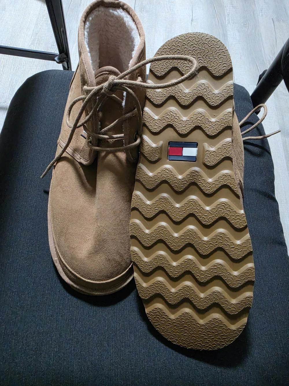 Tommy Hilfiger Tan Suede Chukka Boots